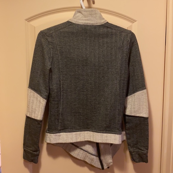 Puma jacket - Picture 3 of 6